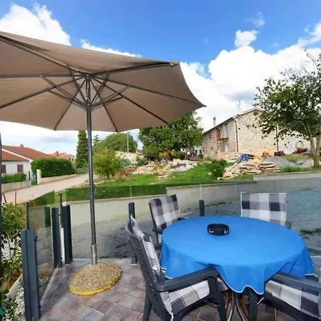 With Pool In Porec-istrien 54580 Apartament *